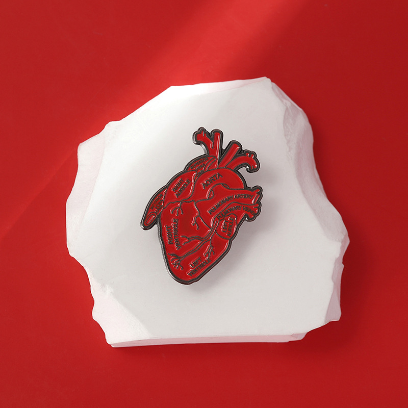 Anatomical Heart Enamel Pin Br - огляд і ціна Medical Label